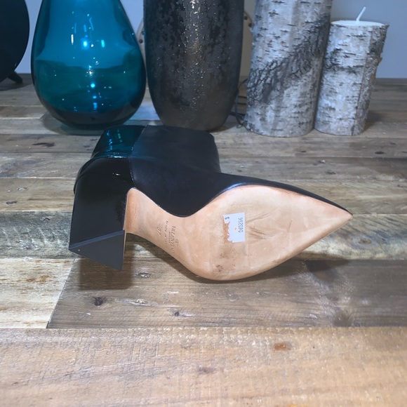 VALENTINO GARAVANI matte and patent leather Boots - Picture 5 of 8